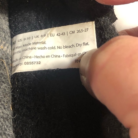 Deluxe by DearFoams Men’s Slippers Size 9-10 Dark Gray - Picture 6 of 7